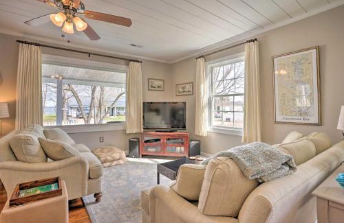 Urbanna House | Urbanna Cottage with Private Yard and Water Views