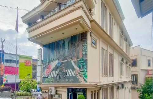 Samarinda Hotel | Urbanview Anelia Guest House Syariah Samarinda
