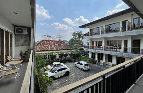 Sinduadi Hotel | Urbanview Code Riverstay Yogyakarta
