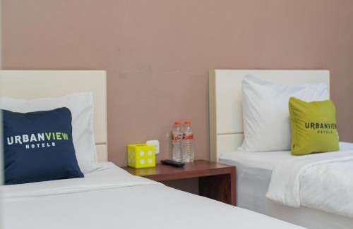 Ngaglik Hotel | Urbanview Hotel Bubusini Batu by RedDoorz