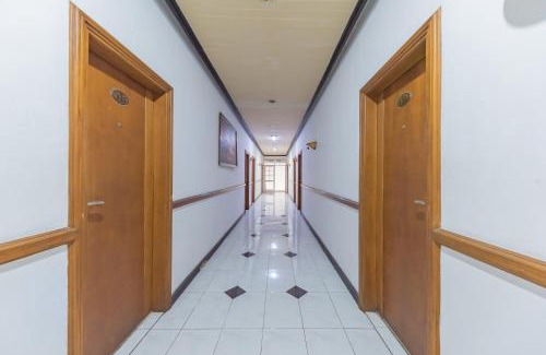 Tasikmalaya Hotel | Urbanview Hotel Crown Tasikmalaya by RedDoorz