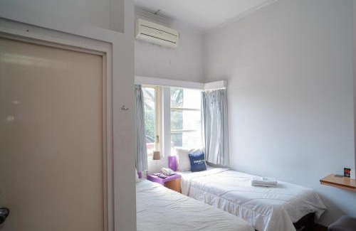 Klojen Hotel | Urbanview Hotel FiFFa Kauman Malang