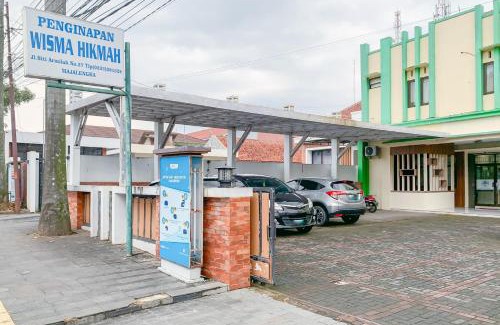 Majalengka Hotel | Urbanview Hotel Hikmah Syariah Majalengka