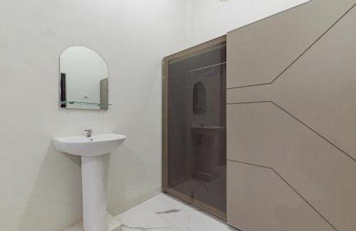 Tasikmalaya Hotel | Urbanview Hotel Khayrizsan Tasikmalaya by RedDoorz