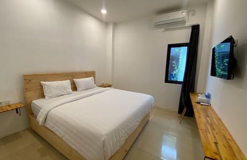 Palu Hotel | Urbanview Hotel Medio Inn Palu by RedDoorz