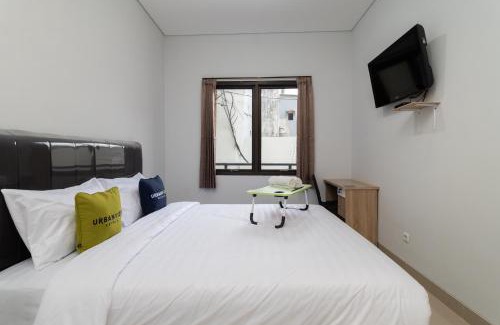 Gambir Hotel | Urbanview Hotel Pasar Baru Jakarta by RedDoorz