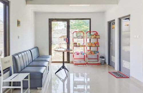 Tegal Hotel | Urbanview Hotel Praoe Lajar Tegal