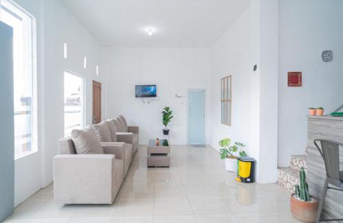 Batu Hotel | Urbanview Hotel Sky Batu Malang by RedDoorz