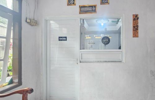 Cibiru Hotel | Urbanview Villa Balong BHO Syariah Bandung