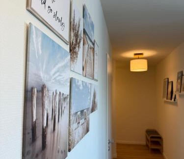 Tossens Apartment | Urlaub an der Nordsee - NEUE Penthouse-Ferienwohnung Deichliebe, direkt hinterm Deich