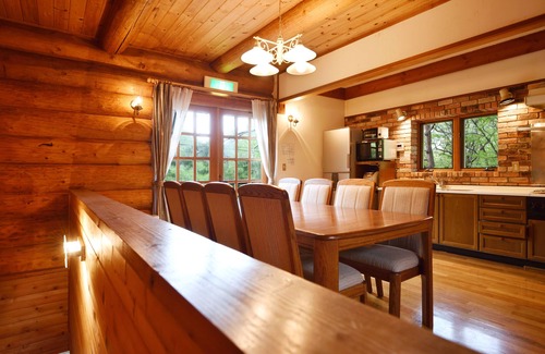 Tsumagoi Cabin | Urube Village