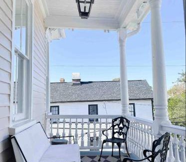 Cannonborough Elliotborough House | 279 m² House ∙ 6 bedrooms ∙ 16 guests