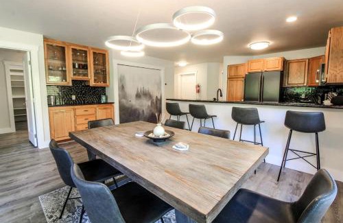 Columbia Falls House | Wonderful Vacation Rental by Golf Course in Columbia Falls, Montana