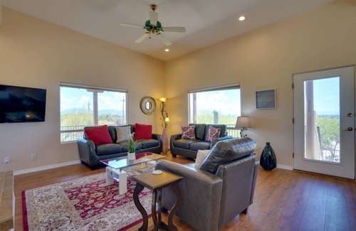 Tucson House | 306 m² House ∙ 3 bedrooms ∙ 4 guests