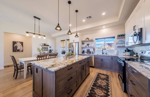Kanab House | Kanab Getaway Red Mesa Ranch, Near Zion, Stunning Red Rock & Starry Night Views!