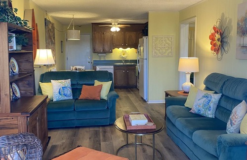 North Myrtle Beach Condo | Relaxing Family-Friendly gated Beach Condo