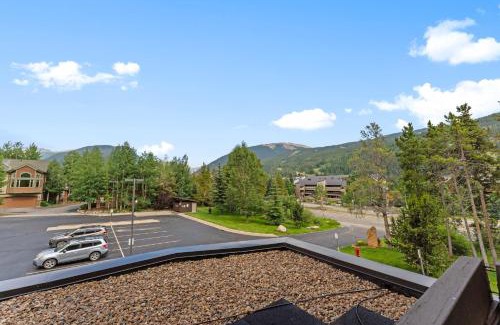 Keystone Apartment | Oro Grande 206 by Summit County Mountain Retreats