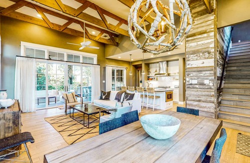 Spicewood House | 237 m² House ∙ 3 bedrooms ∙ 10 guests