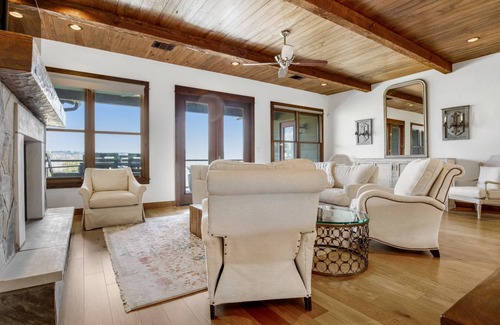 Spicewood Villa | 308 m² Villa ∙ 4 bedrooms ∙ 8 guests