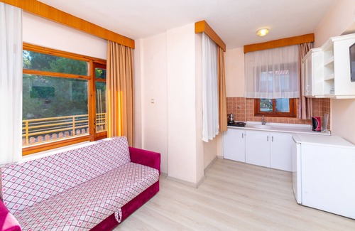 Icmeler City Center Apartment | Ustun Apart