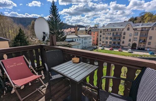 Sebnitz Apartment | UT - Urlaubsmagie - Urlaubstraum mit Pool & Sauna