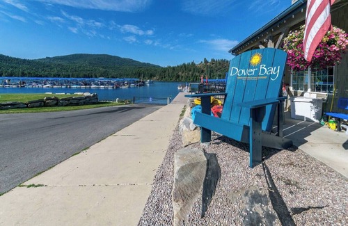Dover Bay House | Utopia - Courtyard Beach Bungalow