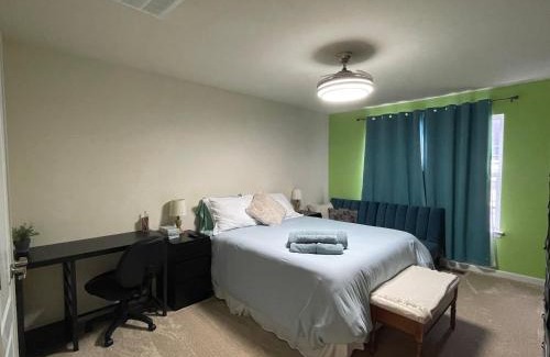 Dale City House | Utopia Rooms