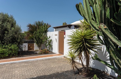 Playa Blanca Villa | Utopia, villa 4 bedrooms, heated pool with absolute privacy