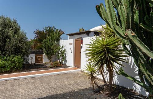 Playa Blanca Villa | Utopia, villa 4 bedrooms, heated pool & complete privacy