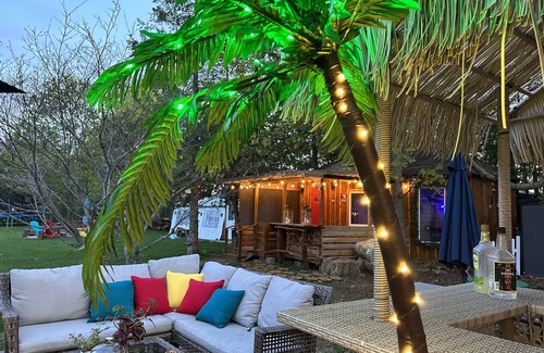 Alcona Cottage | Utopia villa and spa