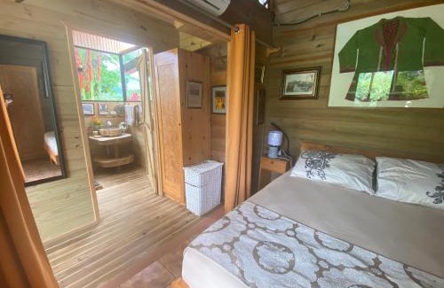 Uvita House | Uvita Oasis Retreat with Villa Cabins and Apartment
