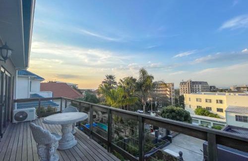 Green Point Apartment | UysTUYS