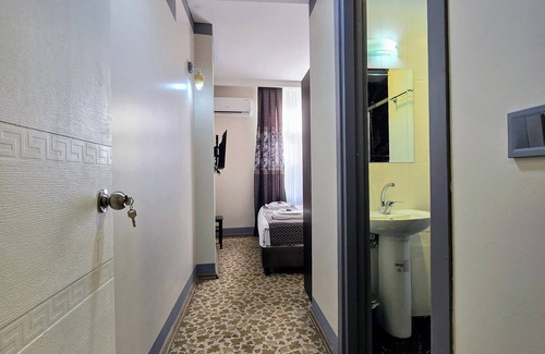 Seyhan Hotel | Uyu Room Adana Hotel