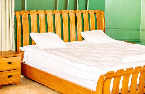 Kigali House | Uzeema Villa, Great for Big Families, Save More!
