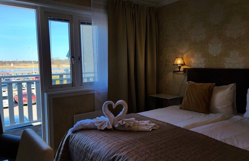 Gamla Staden-Nya Staden Hotel | Vänerport Lakefront