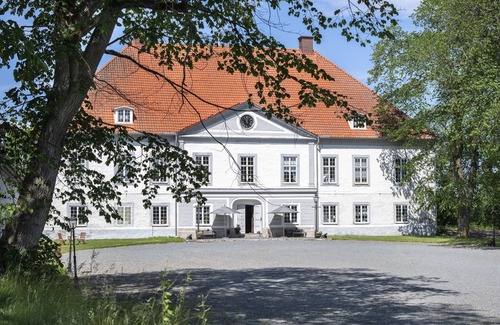 Granna Hotel | Västanå slott