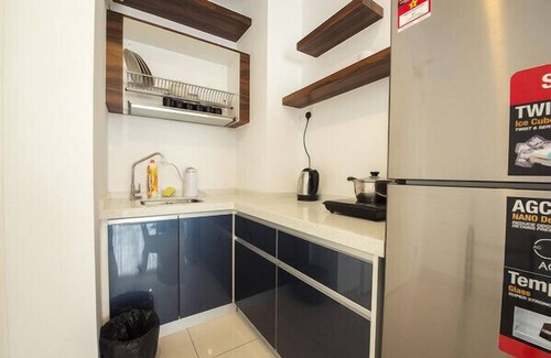 Downtown George Town Apartment | V) 2 Room Suite In George Town Nice View