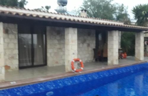 Stroumpi House | V.I.P Villa