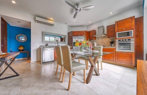 Emiliano Zapata Apartment | V399 Amazing 1BR Apt -Rooftop Pool