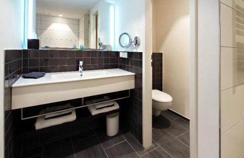 Boeblingen Hotel | V8 HOTEL Motorworld Region Stuttgart