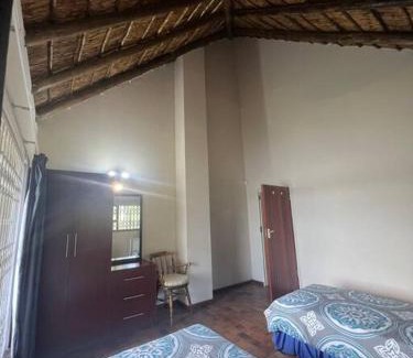 Vanderbijlpark Apartment | Vaal Haven - riverside getaway