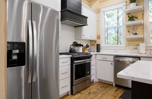Broken Bow Cabin | Vacana CCC, Games, Hot Tub, Fire Pit, Close to Town