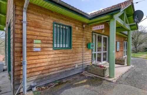 Saint-Jacques-d'Ambur Apartment | Vacancéole - Les Chalets de la Chazotte