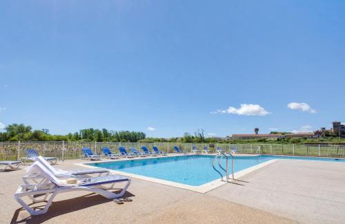 Colombiers Apartment | Vacancéole - Le Domaine d'Enserune