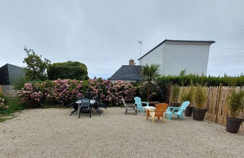 Tregastel House | Vacances à quelques pas de la mer et des commerces