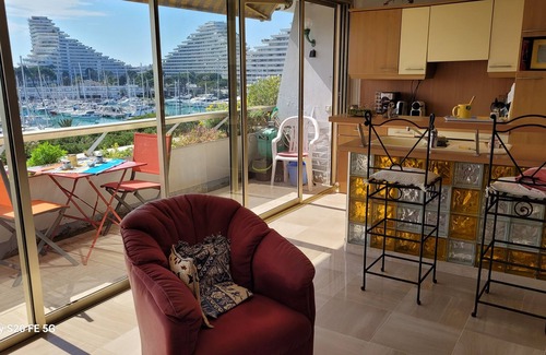 Villeneuve Loubet Beach Apartment | Vacances Cote Azur 06 Marina la Star T2 de 50m2 Terrasse vue sur mer wifi garage