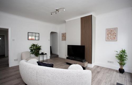 Tudhoe House | Vacant Nests The Attwood Smart Tv Wifi