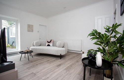 Tudhoe House | Vacant Nests The Attwood Smart Tv Wifi
