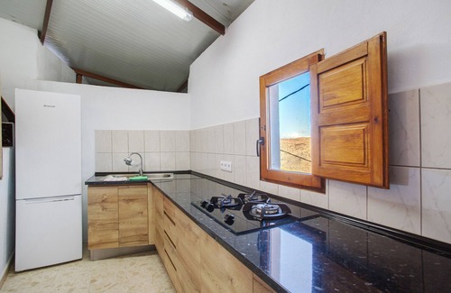 San Bartolome de Tirajana House | Vacation Home 'Cuevas Lomo La Palma' with Lake View and Private Terrace