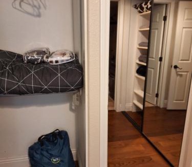 University City Apartment | Vacation 2 Bedroom First floor luxury condo La Jolla, Spa, Pool, Gym
